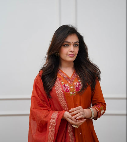 V-NECK COTTON ANARKALI SUIT SET