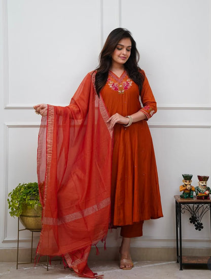 V-NECK COTTON ANARKALI SUIT SET