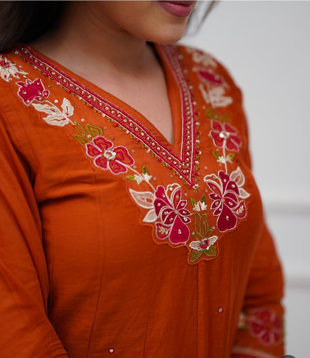 V-NECK COTTON ANARKALI SUIT SET