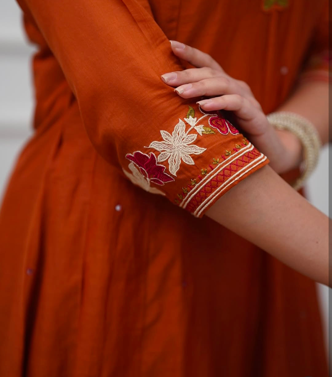 V-NECK COTTON ANARKALI SUIT SET