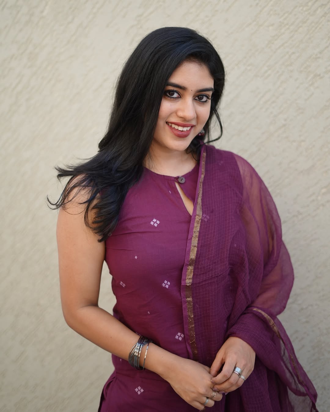 DEEP PURPLE SLEEVE LESS KURTA SET