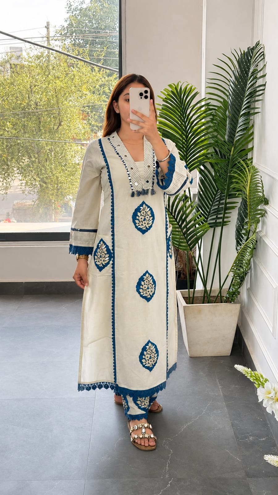 OFF-WHITE KURTA SET WITH BLUE JAIPURI FLORAL BLOCK PRINT