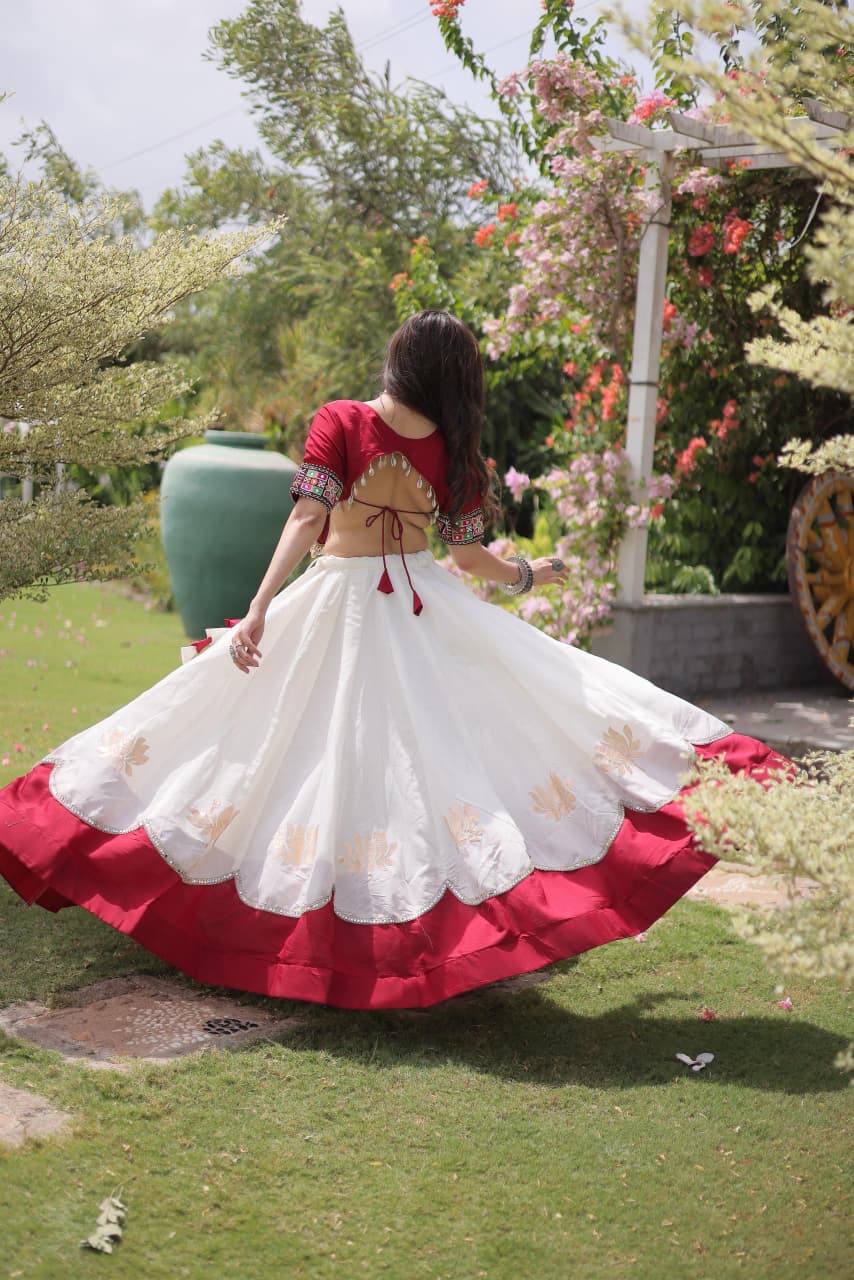 BLEND EMBROIDERED NAVRATRI LEHENGA WITH KUTCHI GAMTHI WORK
