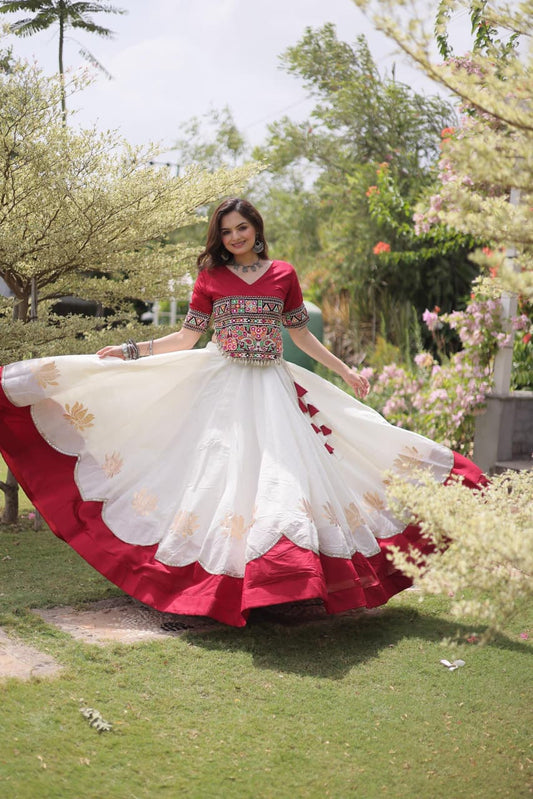 BLEND EMBROIDERED NAVRATRI LEHENGA WITH KUTCHI GAMTHI WORK