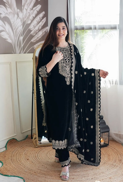 PREMIUM VELVET KURTA PLAZZO SET WITH SEQUENCE WORK