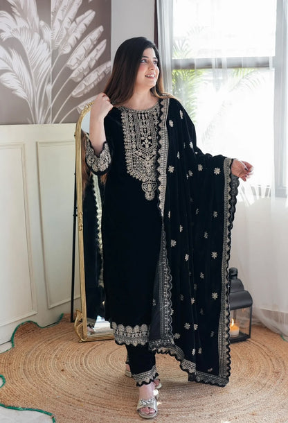 PREMIUM VELVET KURTA PLAZZO SET WITH SEQUENCE WORK