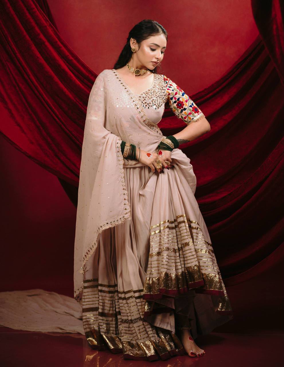 CREAM -  BIG FLAIRED NAVRATRI CHANIYA CHOLI SET