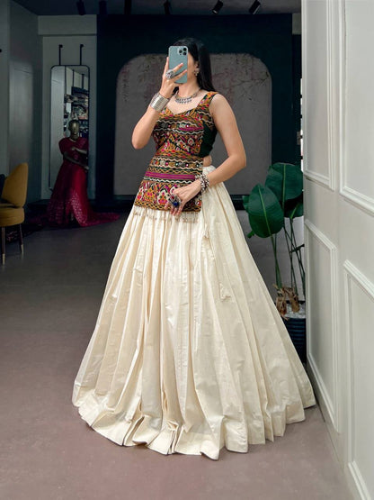 OFF-WHITE NAVRATRI CHANIYA CHOLI