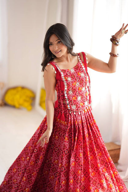 RED NAVRATRI LEHENGA CHOLI WITH KOTI