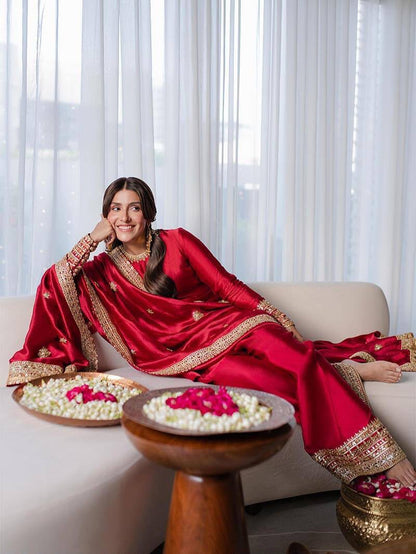 AYEZA KHAN - RED RANGOLI SILK KURTA SET