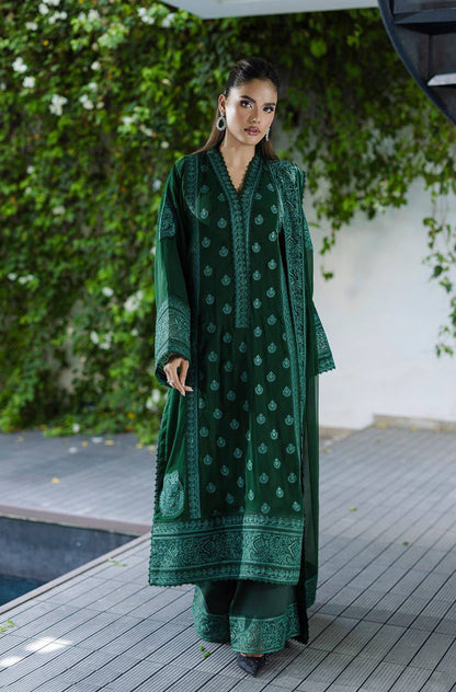 PURE GREEN THREE-PIECE LUXURY SUIT SET