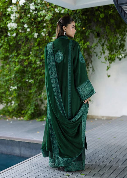 PURE GREEN THREE-PIECE LUXURY SUIT SET