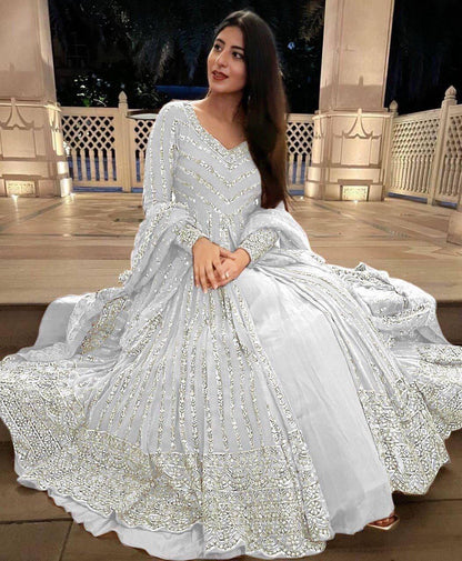 In.CottoM - FAMOUS TOP LEHENGA WITH DUPATTA