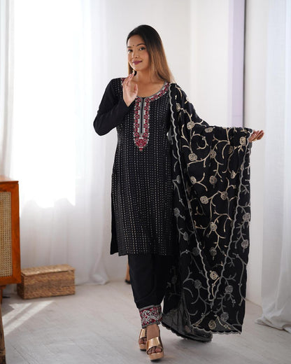 SILK KURTA SET WITH SEQUENCE WORK (SET OF 3)