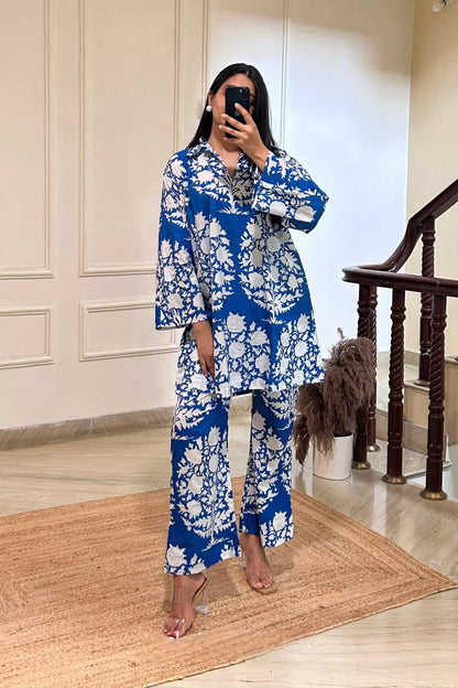 BLUE & WHITE PRINTED CO-ORD SET OF 2