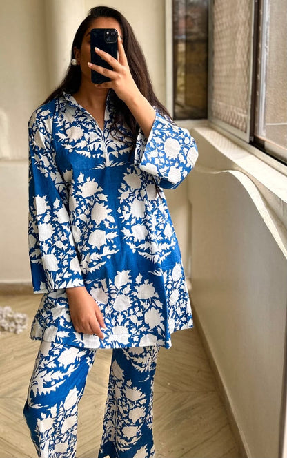 BLUE & WHITE PRINTED CO-ORD SET OF 2