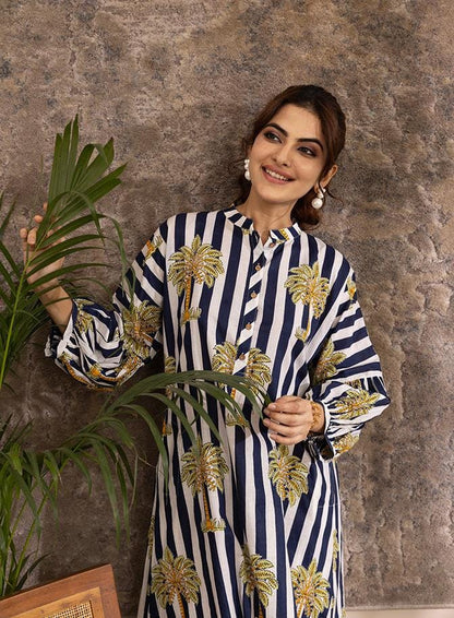 STYLISH BLUE AND WHITE PALM HAZEL KURTA SET