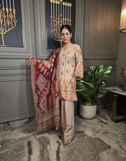 STUNNING DIGITAL PRINT 3 PIECE SUIT SET CRAFTED WITH REAL MIRROR HAND WORK