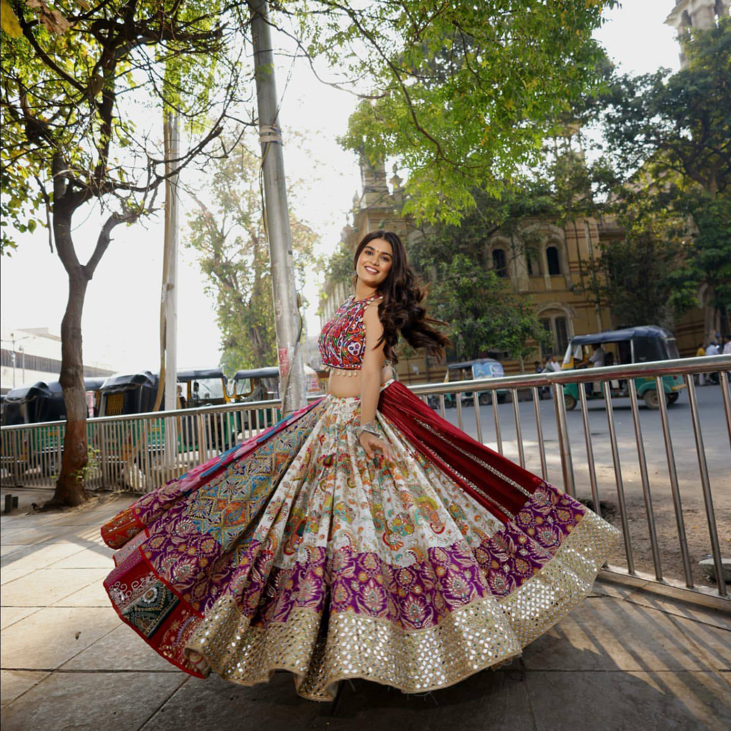 NAVRATRI SPECIAL CHANIYA CHOLI WITH DIGITAL PRINT & REAL MIRROR WORK