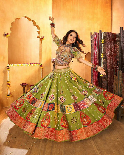 NAVRATRI SPECIAL MUSLIN COTTON CHANIYA CHOLI WITH REAL MIRROR WORK