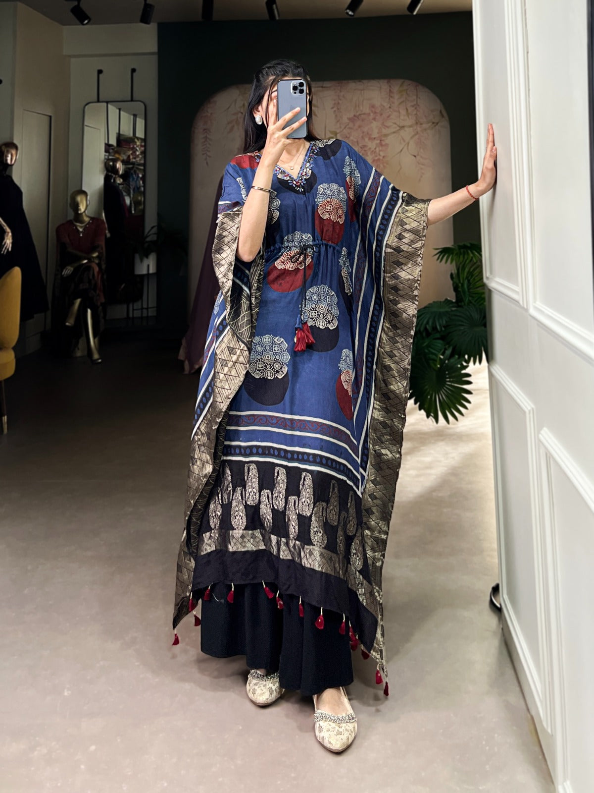 BLUE ELEGANT PURE VISCOSE HANDWORK KAFTAN WITH ZARI BORDER