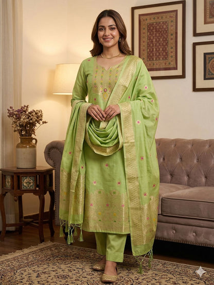 CHANDERI BANARASI SILK KURTA PANT WITH DUPATTA