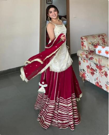 MAROON & WHITE FENDY SILK MIRROR WORK TOP PAIRED WITH  LEHENGA & MATCHING DUPATTA