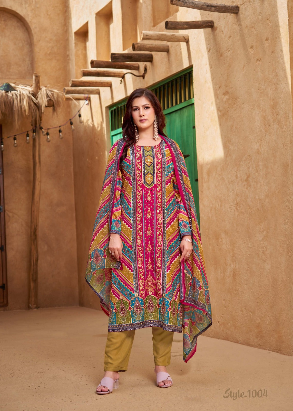 MUSLIN DIGITAL PRINT SUIT WITH AARI HANDWORK AND REAL MIRROR WORK