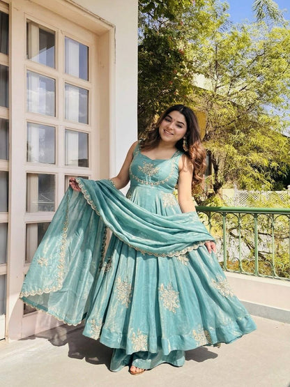 WEDDING SPECIAL SLEEVELESS ANARKALI GOWN