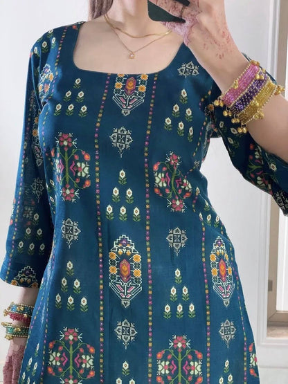BLUE MUSLIN COTTON KURTI WITH WHITE FARSHI PLAZZO AND EMBROIDERY WORK