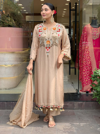 CHANDERI WOMEN KURTA , PANT WITH DUPATTA SET