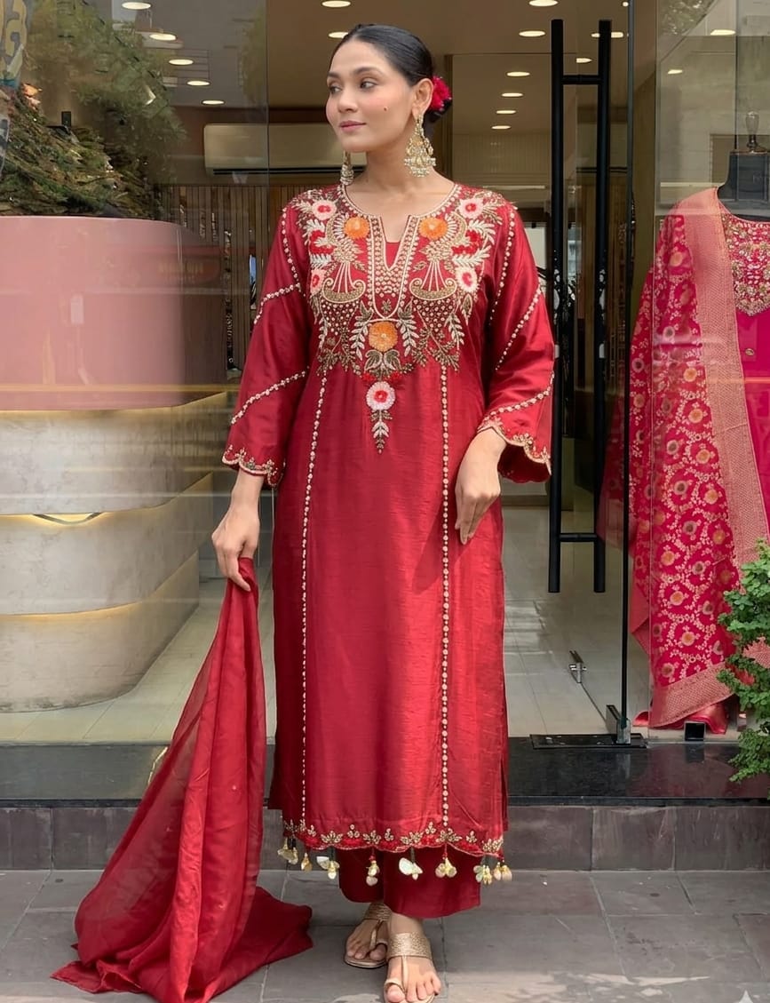 CHANDERI WOMEN KURTA , PANT WITH DUPATTA SET