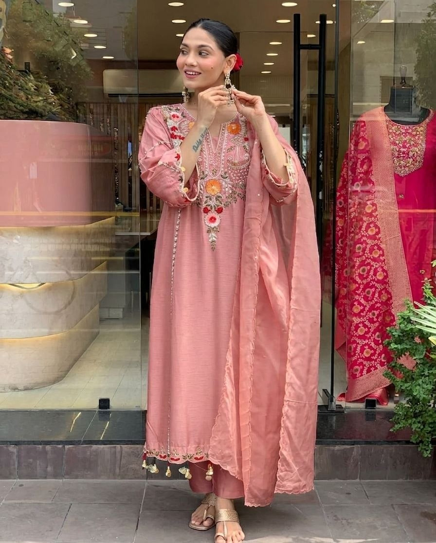 CHANDERI WOMEN KURTA , PANT WITH DUPATTA SET