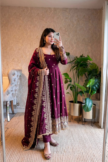 ANARKALI GOWN WITH HEAVY EMBROIDERY WORK