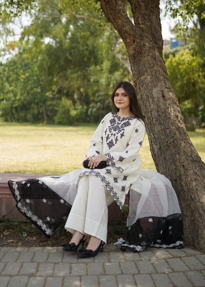 In.CottoM - WHITE ROSHI FARSHI SALWAR SUIT