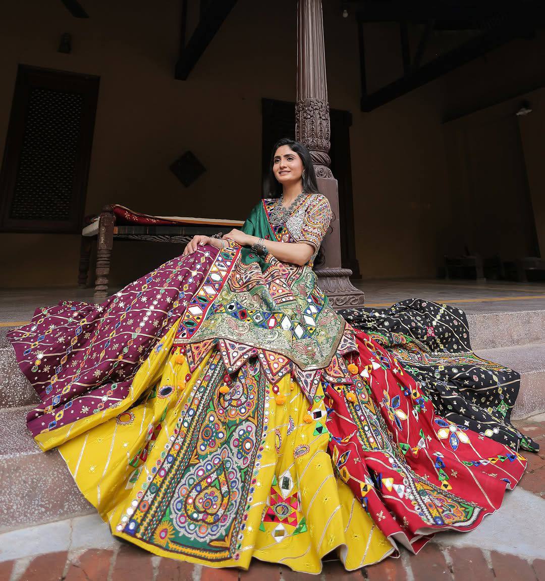 WOMEN'S HEAVY REAL MIRROR WORK CHANIYA CHOLI FOR NAVRATRI