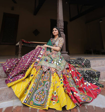 WOMEN'S HEAVY REAL MIRROR WORK CHANIYA CHOLI FOR NAVRATRI