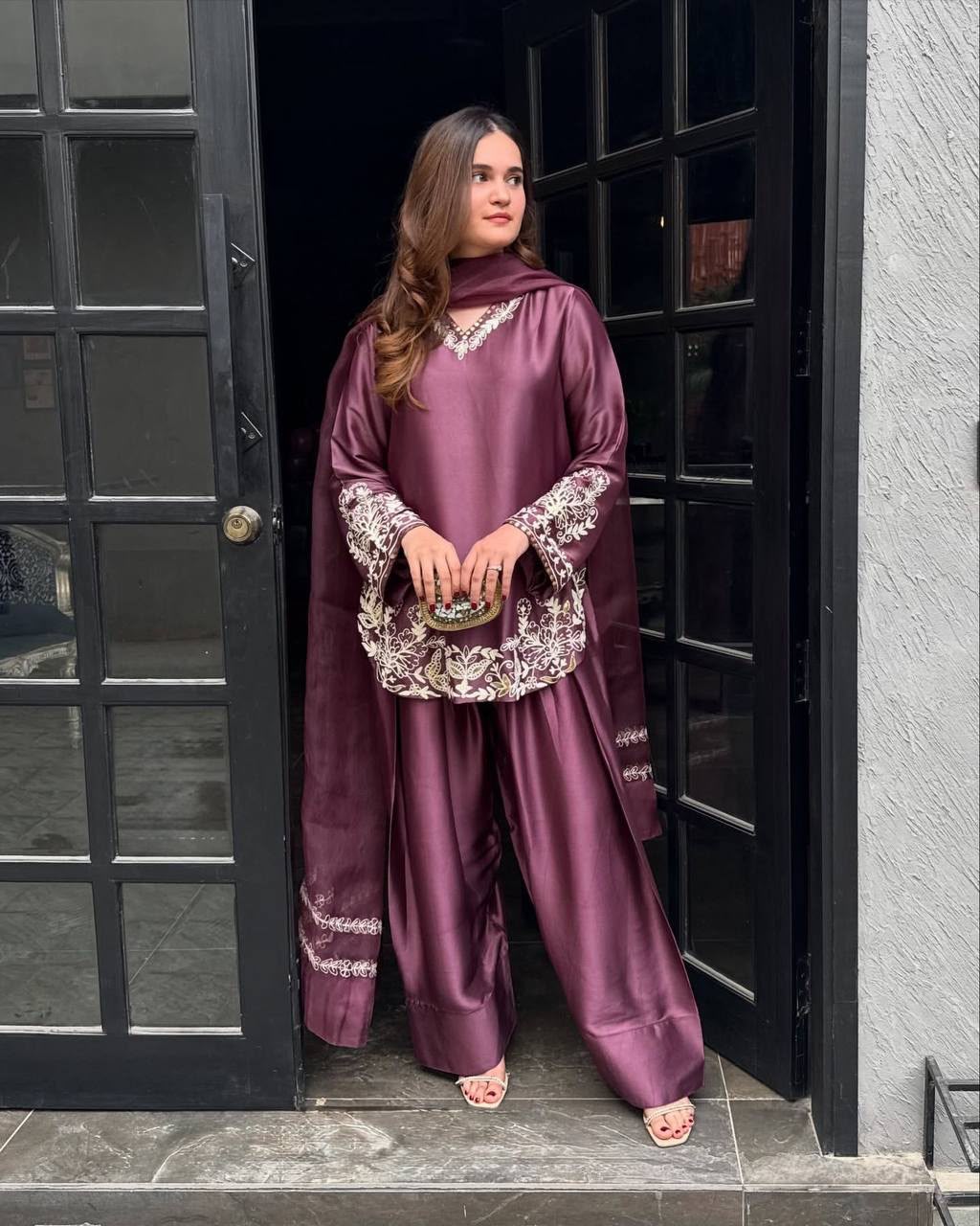 STYLISH  EMBROIDERED KURTA , FARSHI PANT & DUPATTA SET