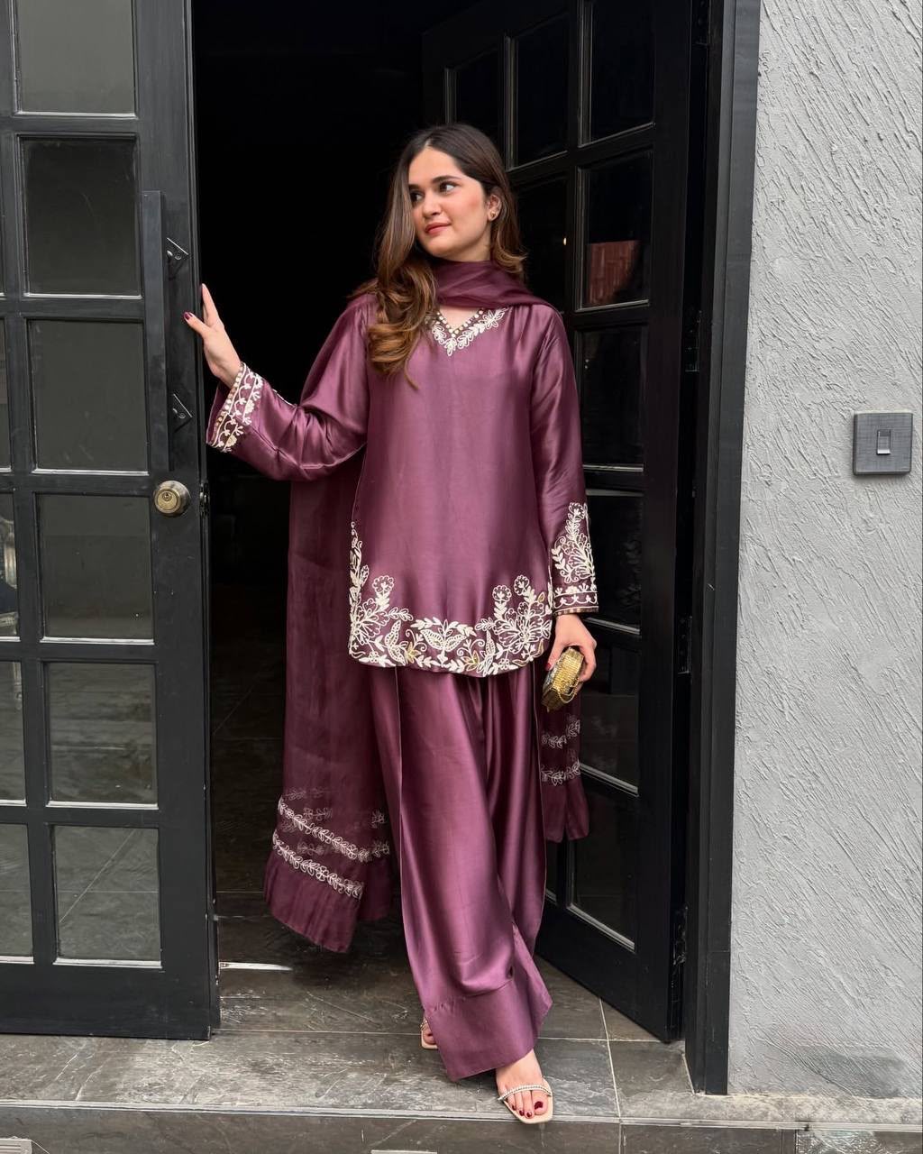 STYLISH  EMBROIDERED KURTA , FARSHI PANT & DUPATTA SET