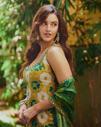 TARA GREEN PRINTED TUNIC AND FLARED KURTA PANT SET