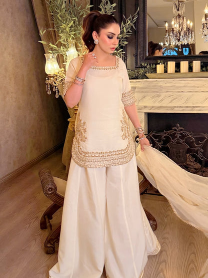 WHITE CHINON KURTA SET WITH BOTTAM & DUPATTA
