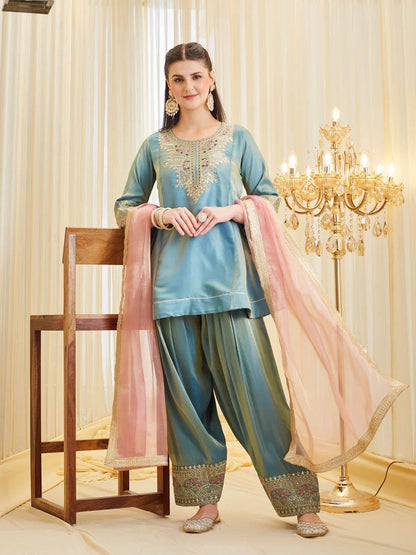 DESIGNER KURTA PLAZZO SET FOR WOMEN