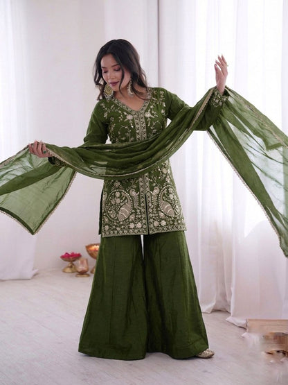 FENDY SILK KURTA SET WITH DUPATTA