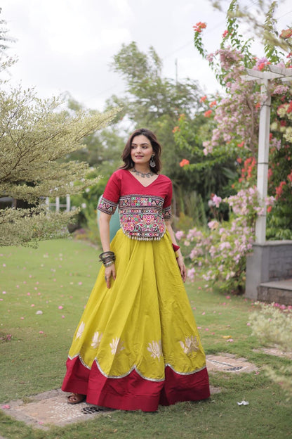 BLEND EMBROIDERED NAVRATRI LEHENGA WITH KUTCHI GAMTHI WORK