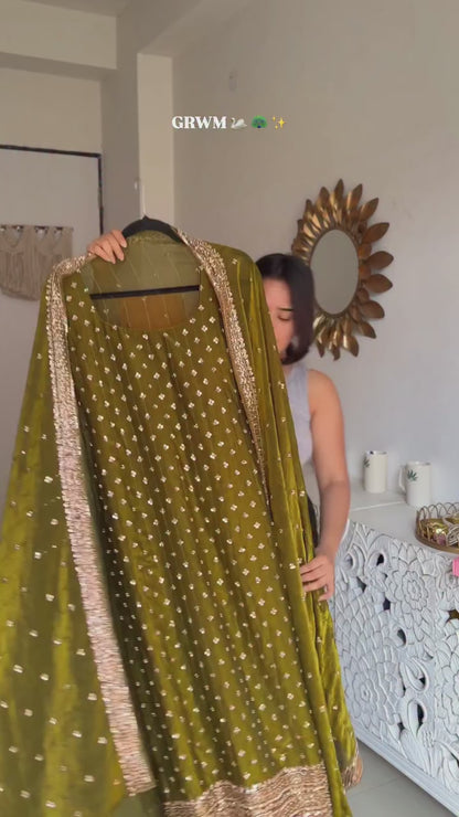 MEHNDI GREEN FENDY SILK KURTA SET THREAD WITH SEQUENCE WORK