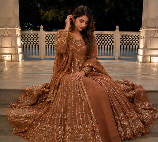 In.CottoM - FAMOUS TOP LEHENGA WITH DUPATTA