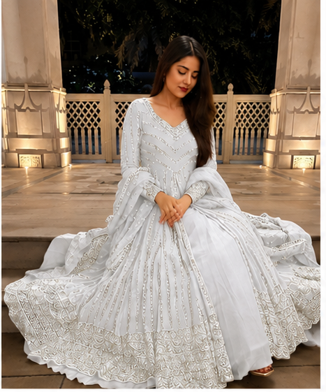 In.CottoM - FAMOUS TOP LEHENGA WITH DUPATTA